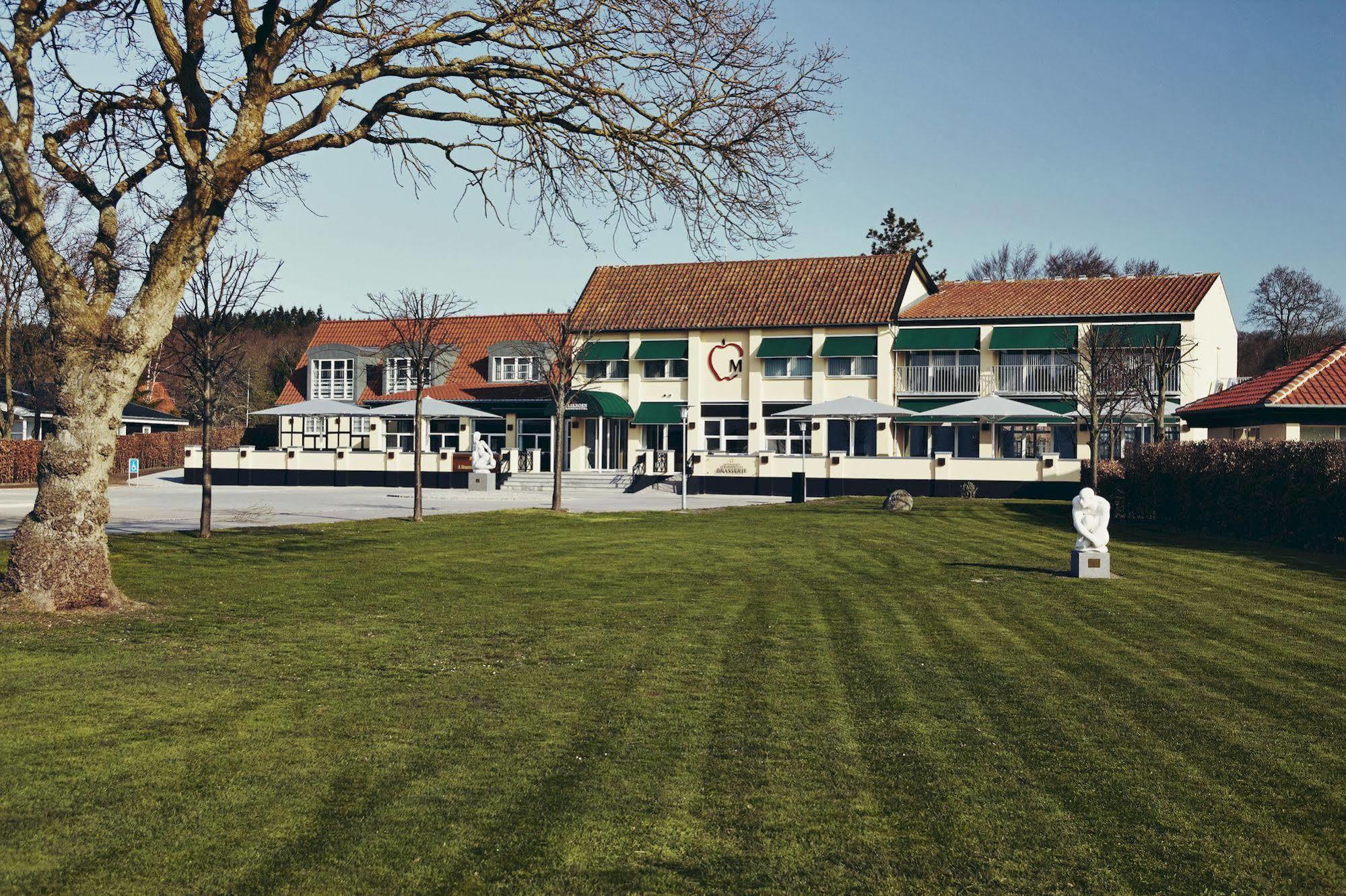 Molskroen Strandhotel Ebeltoft Dış mekan fotoğraf