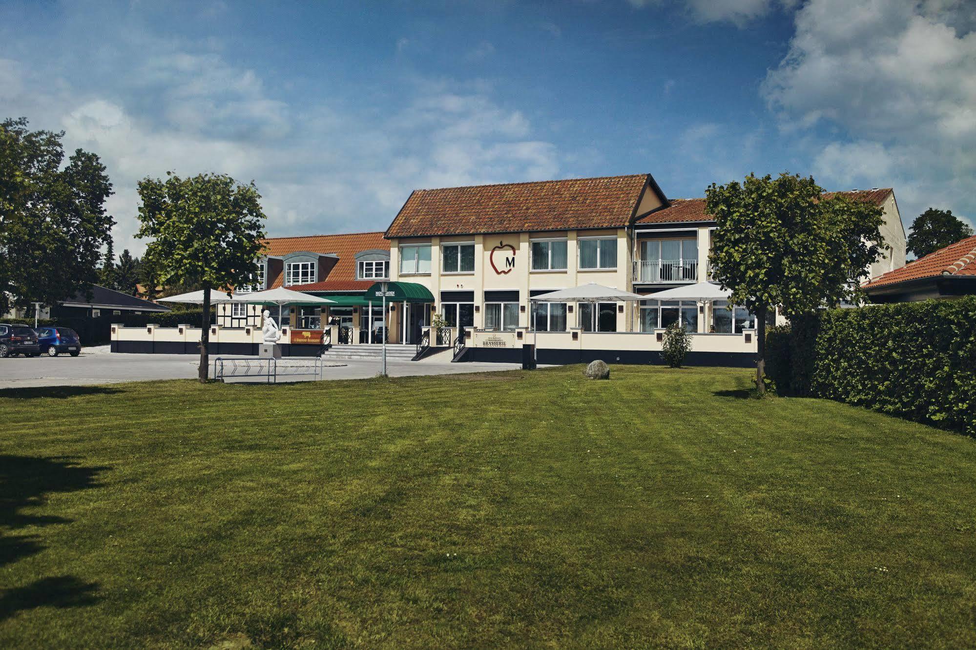 Molskroen Strandhotel Ebeltoft Dış mekan fotoğraf